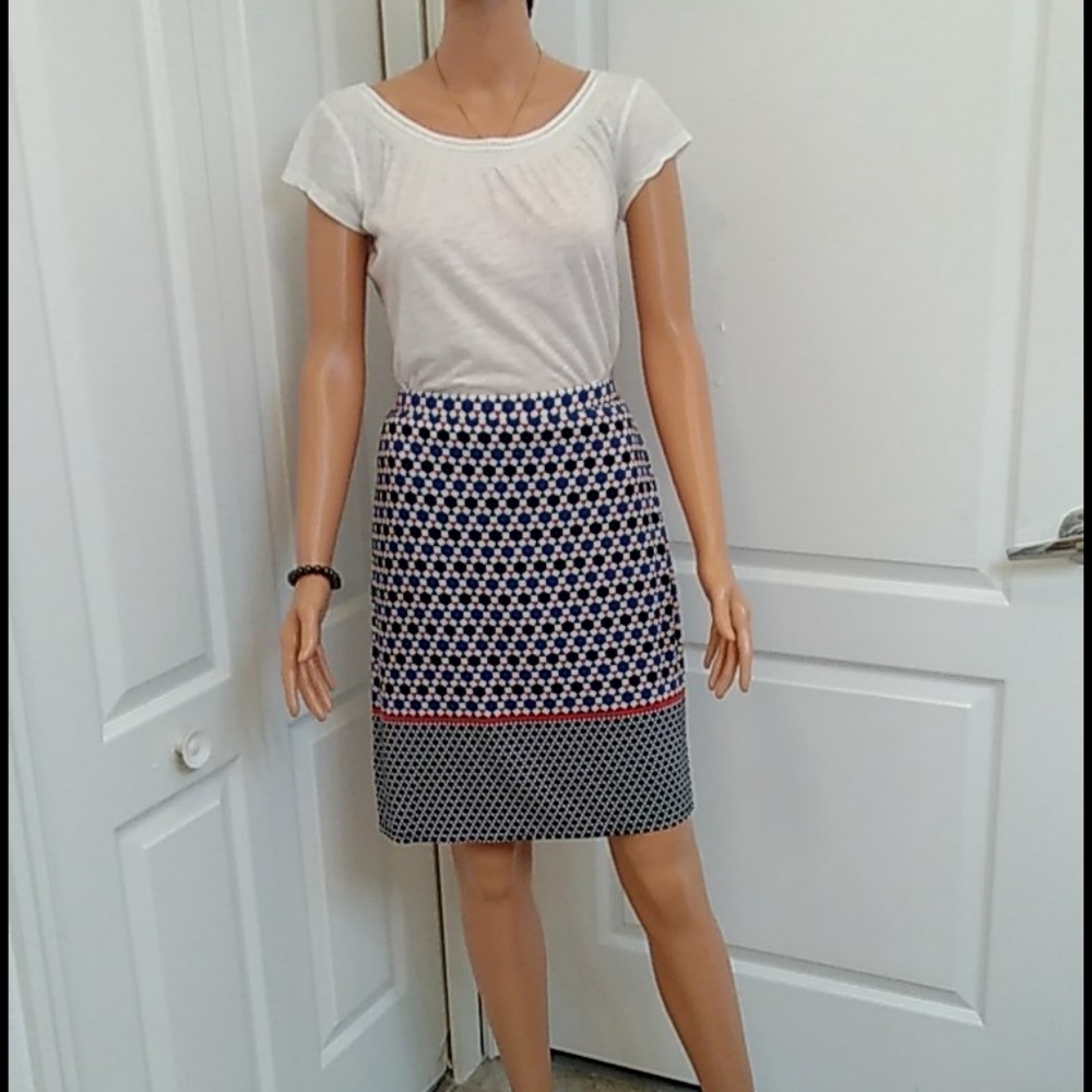 Make An Offer ❤️ NWOT Patriotic Skirt size L by Max Studio
